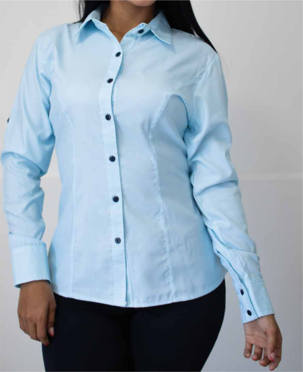 BLUSA EN OXFORD AZUL CLARO