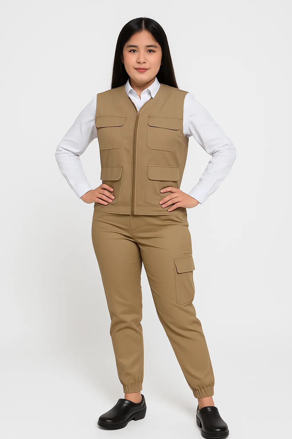 Jogger caqui para dama de dotación